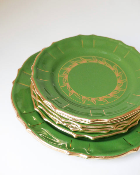 Set di piatti da dessert e piatto da portata